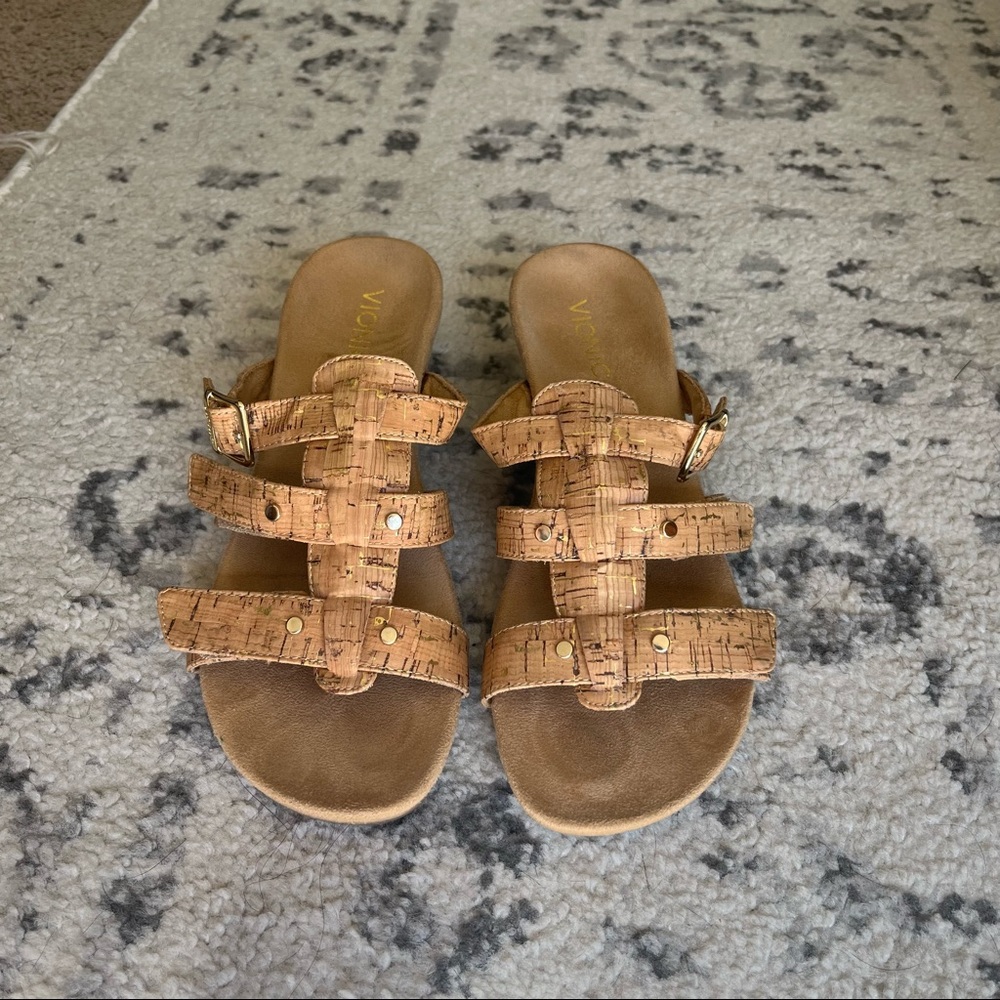 Vionic tan wedge sandals size 8